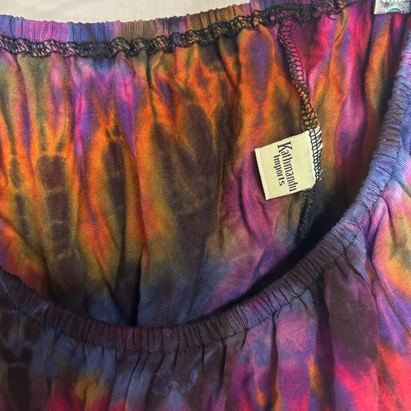Colorful Tie-Dye Ruffle Shorts - Picture 3 of 3